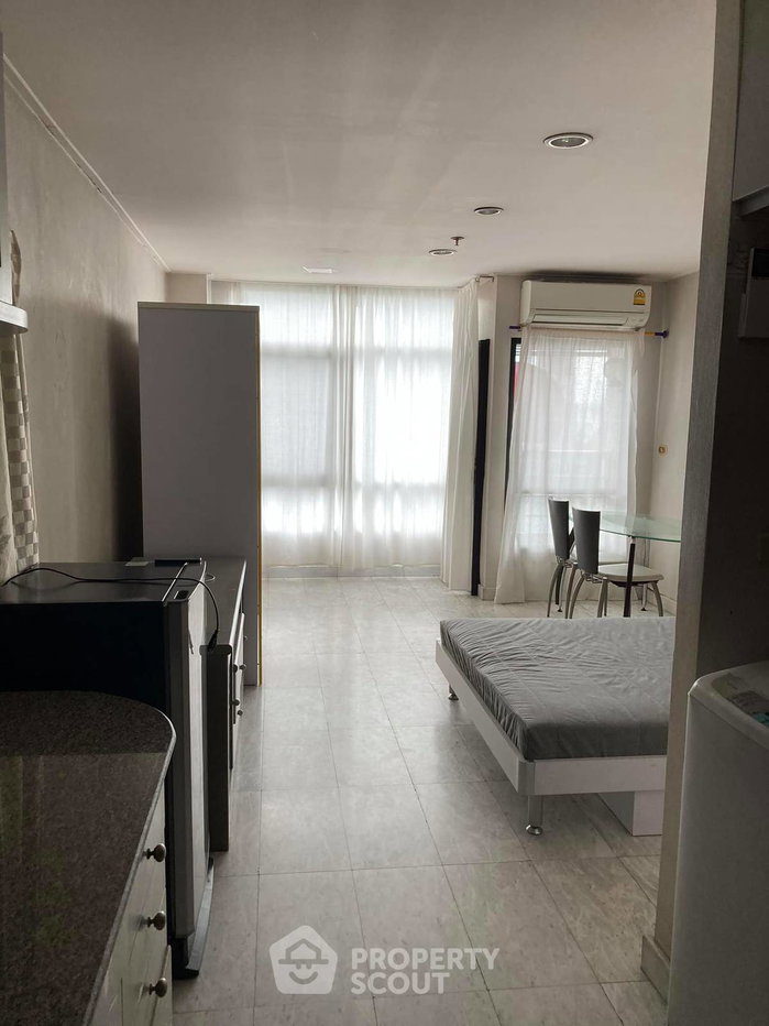 รูป ราคาเป็นมิตร 1 ห้องนอน 32 ตร.ม. ที่ พญาไท เพลส ห่าง BTS พญาไท 200 ม. (ID 592692) - รูปที่ 2/8