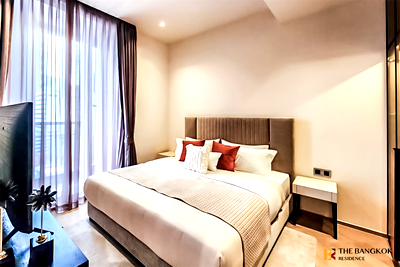 Condos for rent : The Reserve Sathorn  Easy Travel, Fully Utilized Space