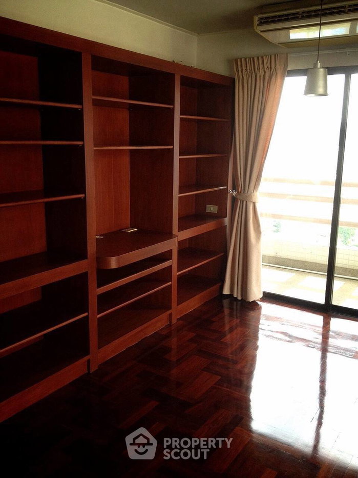 picture High-Floor 3-BR 144 Sqm At Richmond Palace, BTS Phrom Phong (ID 513684) - 4/6