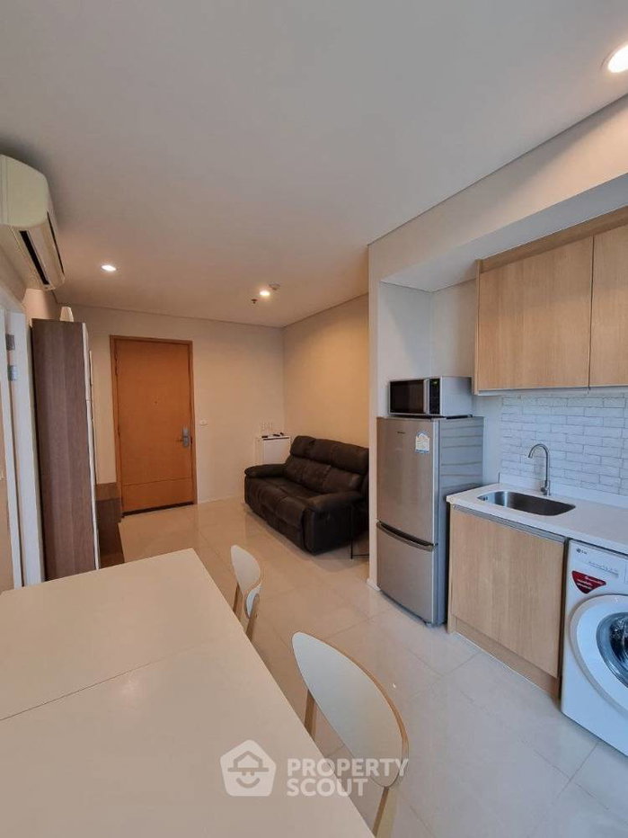 picture 1-BR Condo At Villa Asoke, 200m To MRT Phetchaburi (27th Floor) (ID 655348) - 3/5
