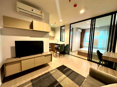 Condos for rent : For Rent Condo LIFE SATHORN SIERRA Building 1, Floor 30,1 bed room, Room size 32 sqm