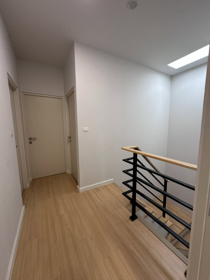รูป สุดคุ้ม Siri Place Pattanakarn 4BR ทาวน์โฮม 118 ตร.ม. เพียง ฿32K/ตร.ม. - U6239104 - รูปที่ 9/11