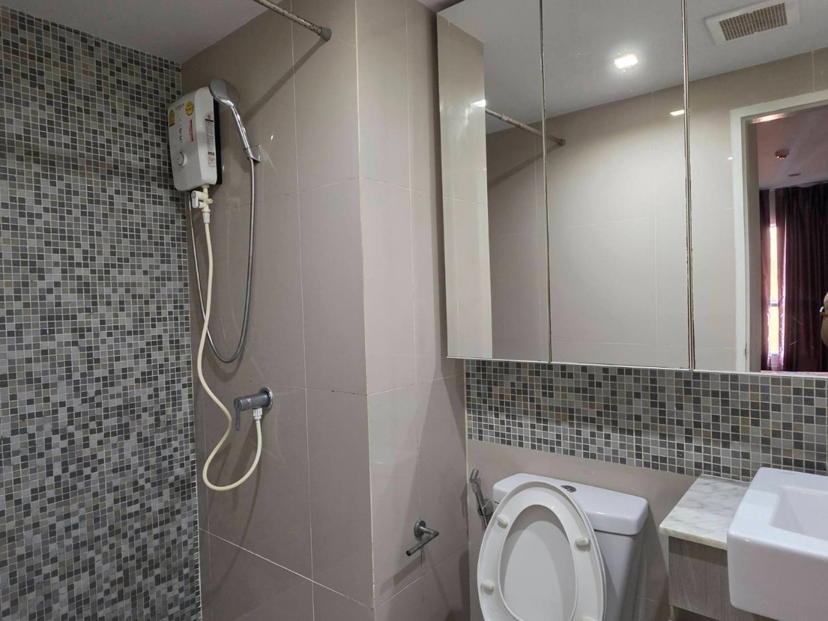 picture For Rent🚝 We condo Ekkamai-Ramintra Fully  (Near MRT Pink Line) 📱Line: @promptcondo - 10/25