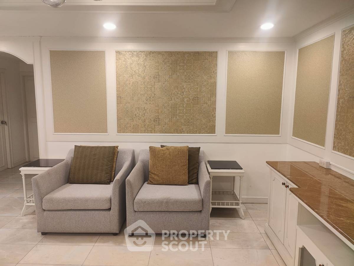 picture 3-BR 188 Sqm High-Floor At Empire House Condo,  BTS Ekkamai (ID 513656) - 6/15