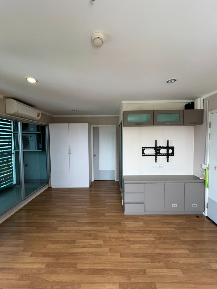 picture Owner Post: Sell Lumpini Park Rama 9 - Ratchada 1 Bedroom 38 Sqm. - 5/11