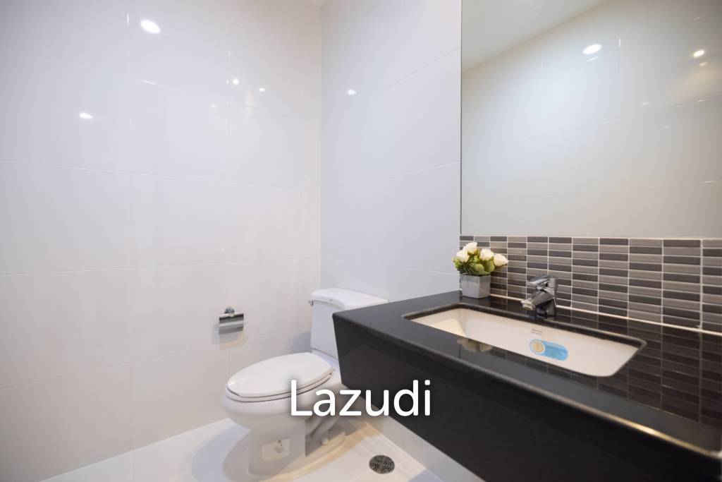 picture 3 Bed 200 Sqm Apartment for Rent - 28/33