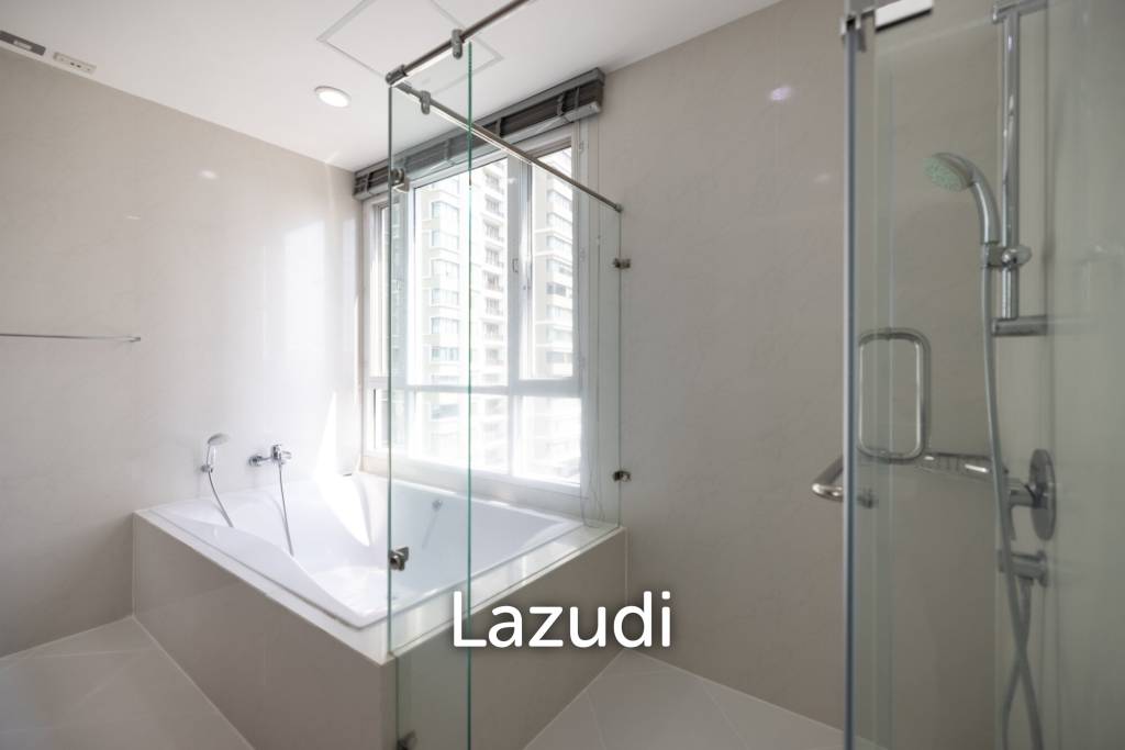 picture 3 Bed 200 Sqm Apartment for Rent - 31/33