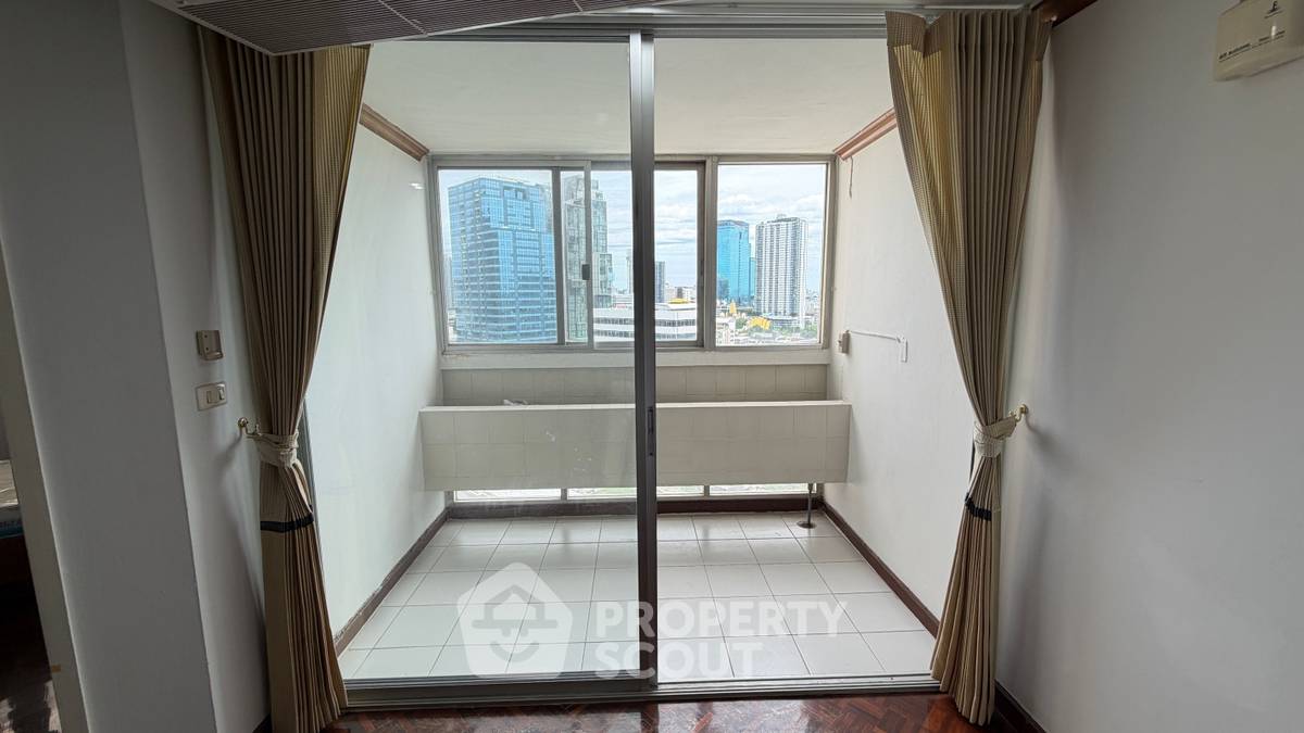 รูป คอนโด 3 ห้องนอน ให้เช่า ที่ ไท่ปิง ทาวเวอร์ส สุขุมวิท 63 ใกล้ ARL รามคำแหง (ID 3054967) - รูปที่ 38/41