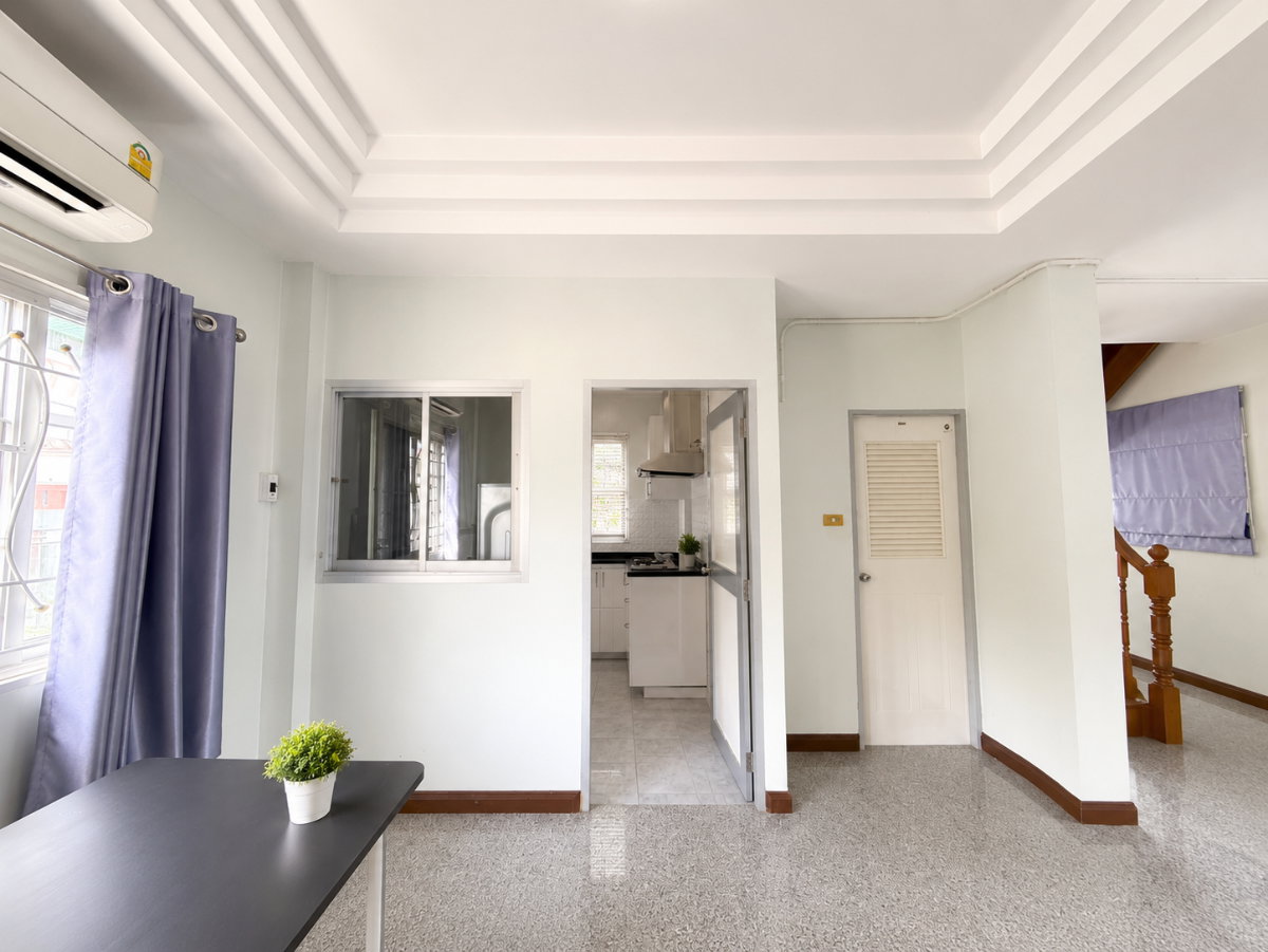 รูป 🏡 บ้านเดี่ยว 2 ชั้น หลังใหญ่ พร้อมเฟอร์ฯ ครบ เพียง 3.5 ล้านบาท! 🏡 - รูปที่ 4/30