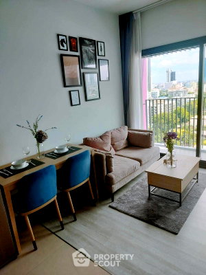 Condos for rent : 1-BR Condo At XT Ekkamai, 31 Sqm Near BTS Thong Lor (ID 3054189)