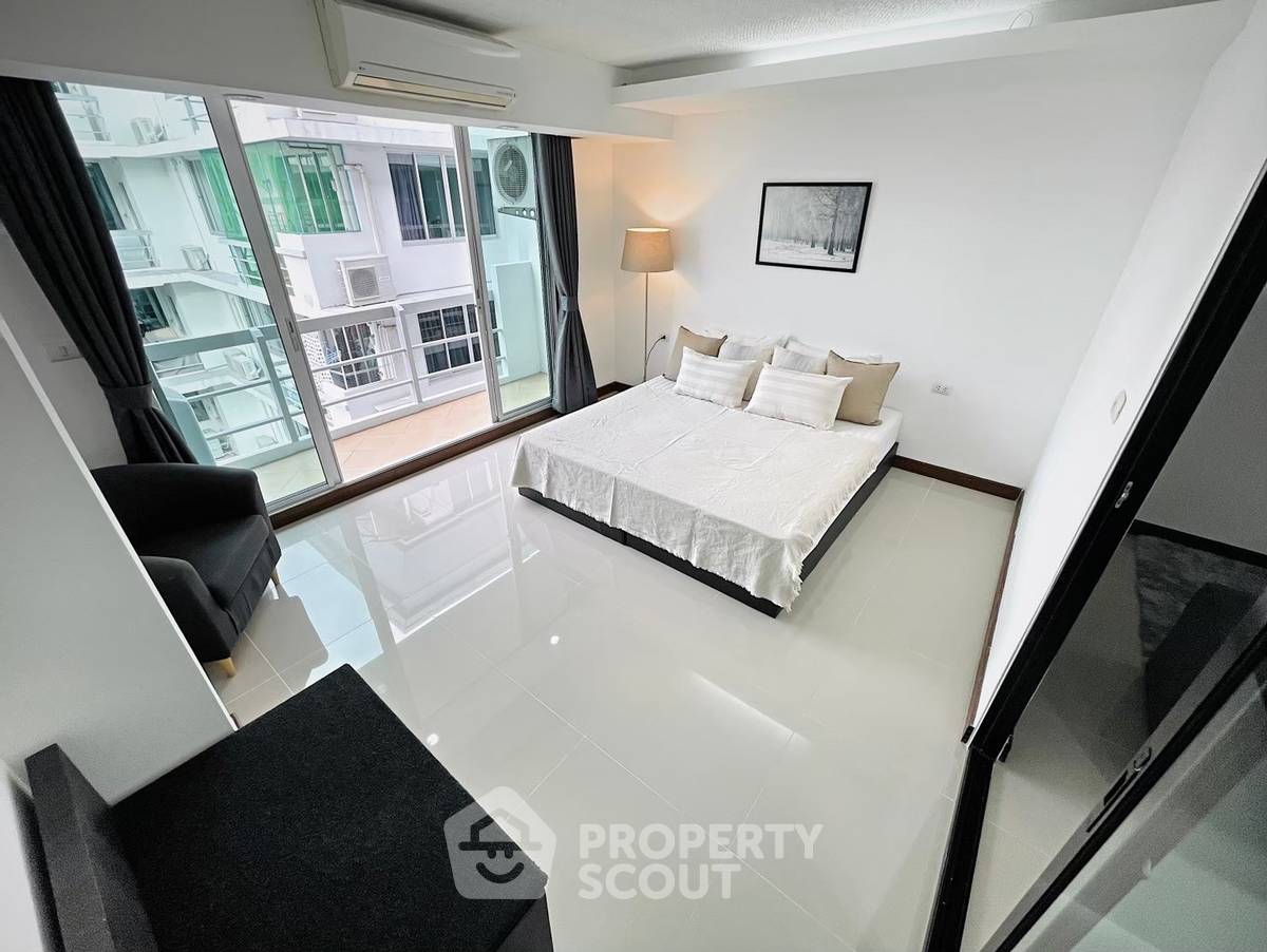 picture Well-Priced 1-BR Condo At Waterford Sukhumvit 50,  BTS On Nut (ID 592364) - 10/10