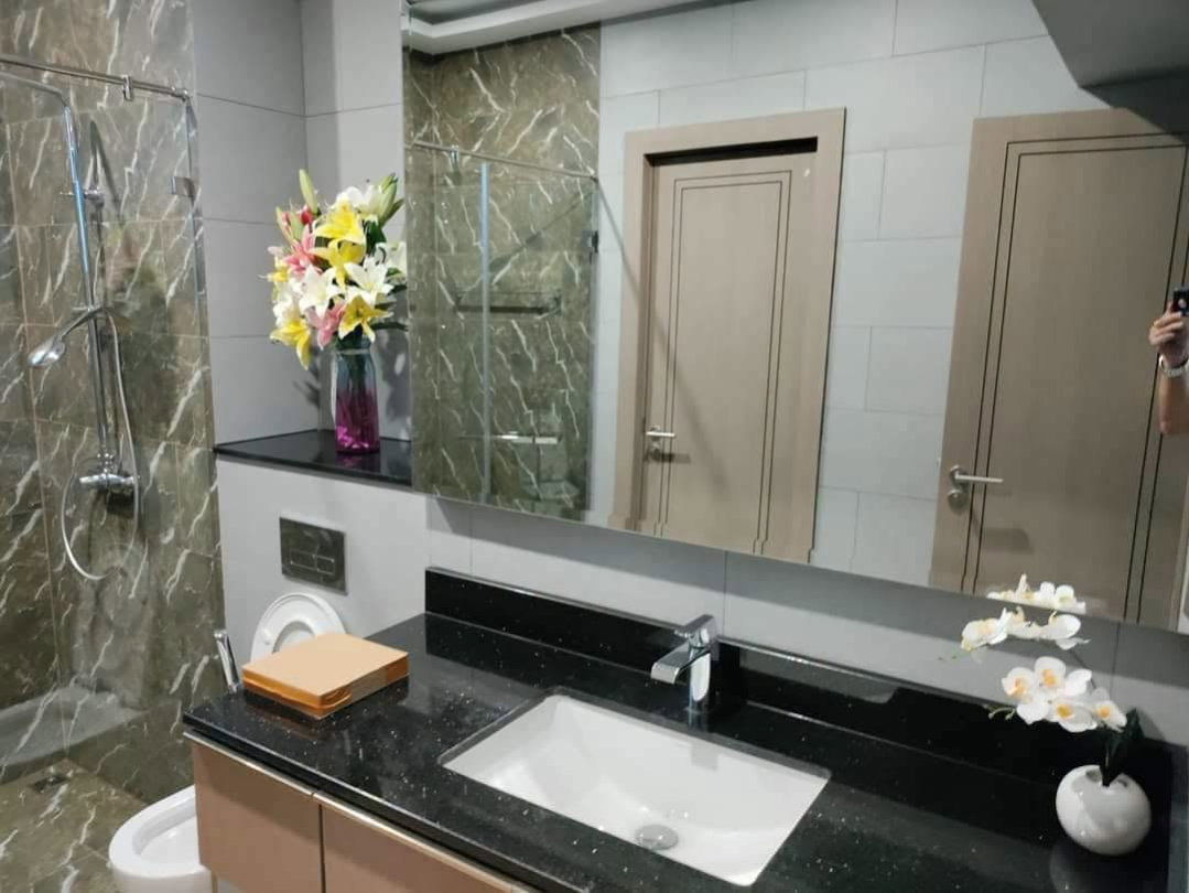 picture Luxury 4 Bed Pool Villa Pattaya - Prime Location close to Motorway - 19/26