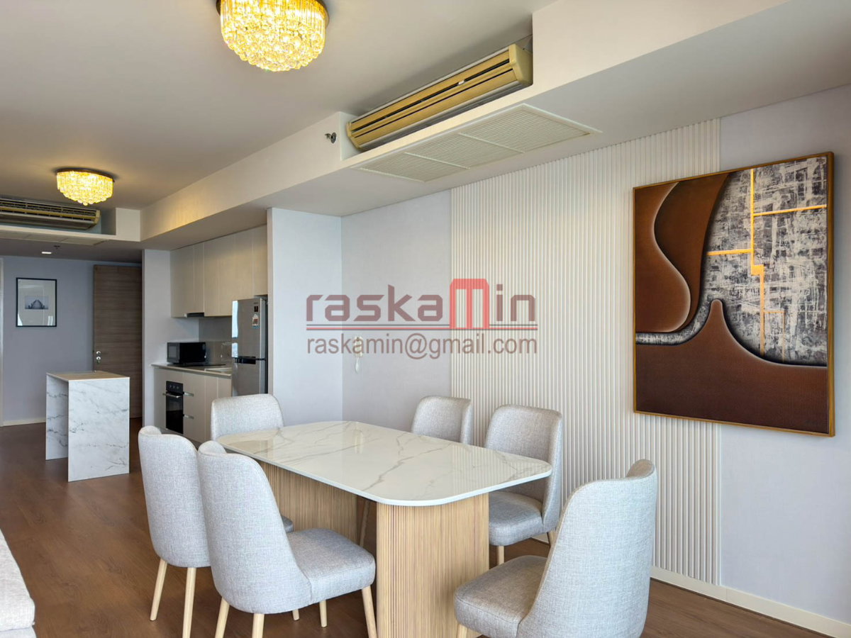 picture Zire Wongamat | High-Floor 2BR Sea View Condo  - 5/31
