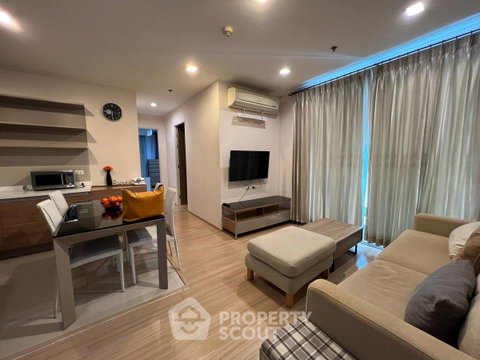 Well-Priced 2-BR 65 Sqm, 32nd-Floor Rhythm Sukhumvit 50 Near BTS On Nut (ID 721865)