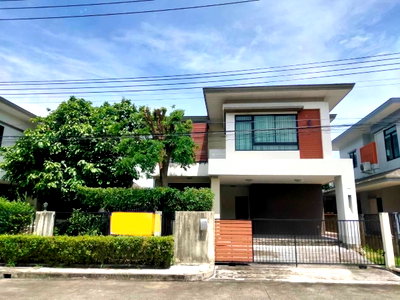 Houses for sale : 🔥 Single House for Sale at Parinsiri Kanchanaphisek–Ekachai | Near Rama II