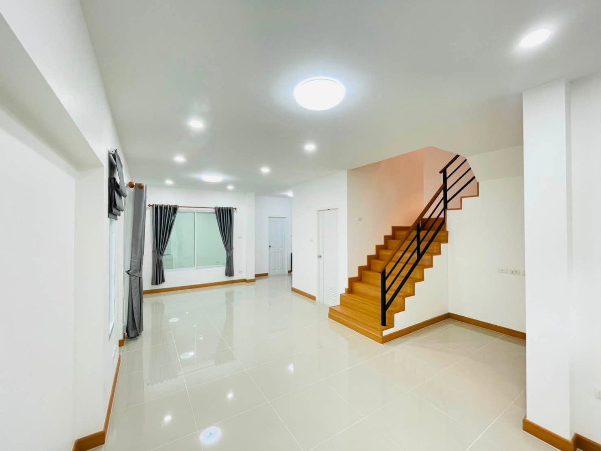 รูป ขายบ้านแฝดรีโนเวทใหม่ ม.เมโทรปาร์ค เขาน้ำซับ ม.เกษตร ศรีราชา - รูปที่ 4/16