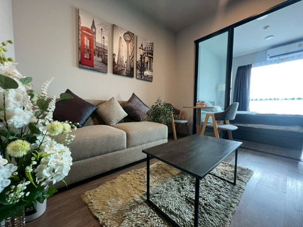 Condo for sale,good  location near the subway and shopping mall.