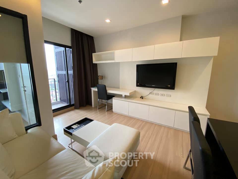 รูป คอนโด 1 ห้องนอน 38 ตร.ม. ชั้น 22 ยูร์บาโน แอ็บโซลูท ใกล้ BTS กรุงธนบุรี 400 ม. (ID 412928) - รูปที่ 3/10