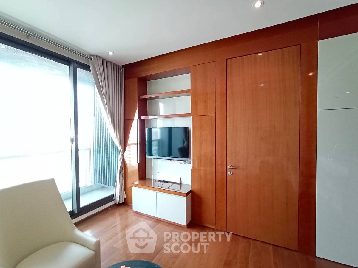 picture High-Floor 1-BR 55 Sqm The Address Sukhumvit 28, 300m To BTS Phrom Phong (ID 211802) - 12/17