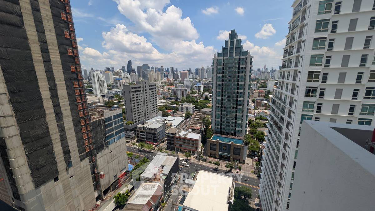 picture High-Floor 2-BR 104 Sqm At Icon 3 Condo, Thong Lo (Ready To Move In) (ID 3051274) - 4/9