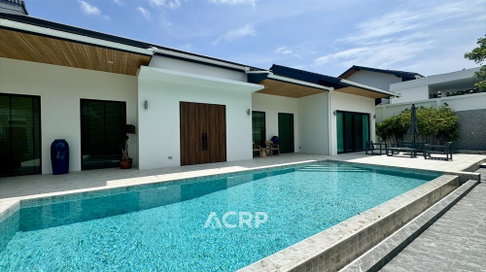 Luxury Hua Hin Pool Villa for Sale. Best Price in Hua Hin Hillside Hamlet 9 Ref no. 00159647
