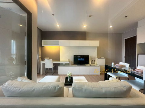 Urbano Absolute | 1 Bedroom for rent Nice View and Good furnished High Floor