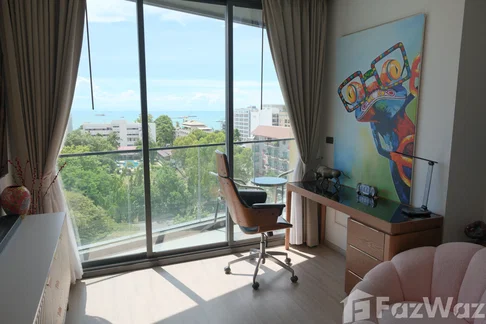 Luxury 2-Bedroom Foreign Freehold Condo at Edge Central 6545255