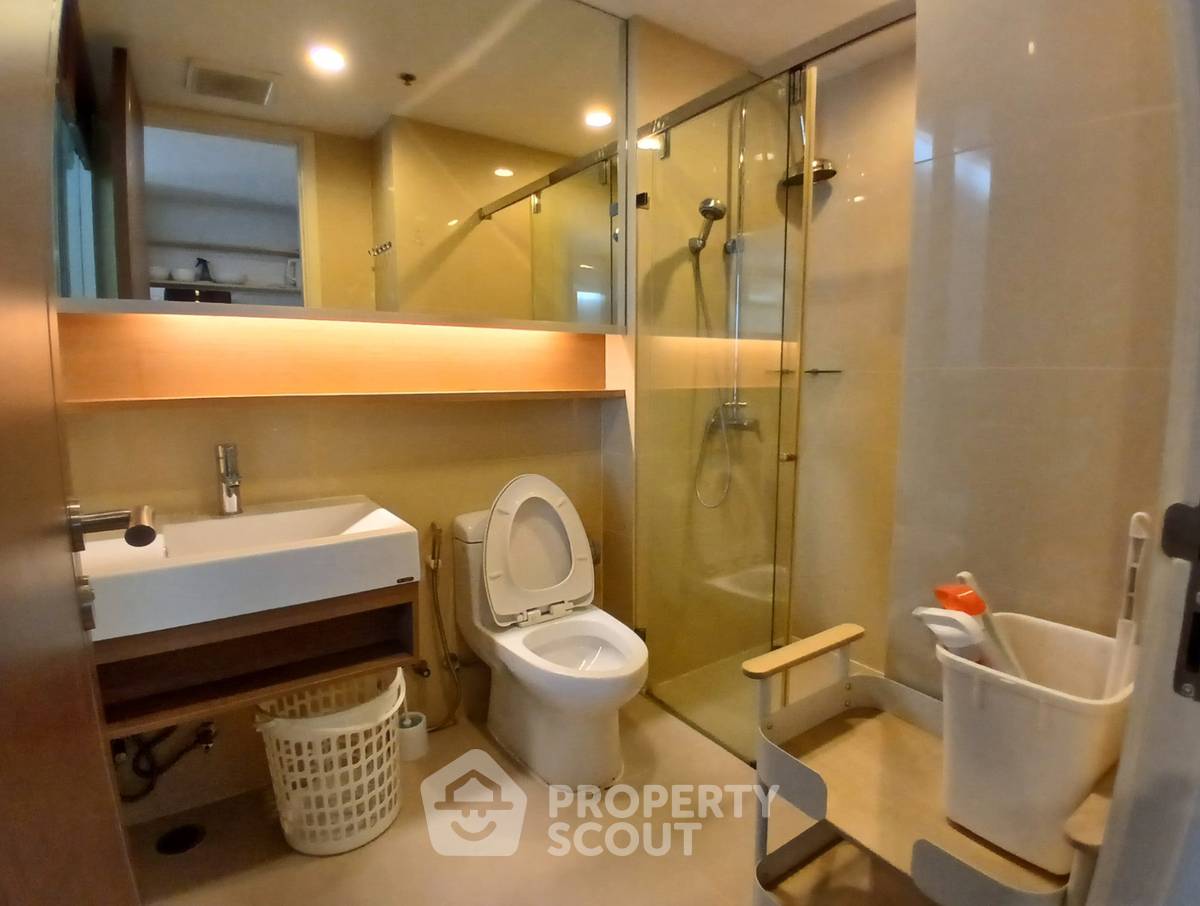 picture 1-BR Condo At 15 Sukhumvit Residences, 300m to BTS Nana (ID 1446918) - 14/15