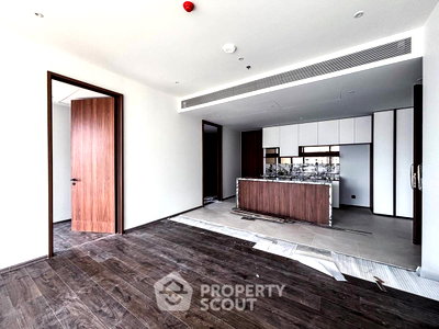 ขายคอนโด : คอนโด 2 ห้องนอน 84 ตร.ม. ROMM CONVENT ใกล้ BTS ศาลาแดง (400 ม.) (ID 3053983)