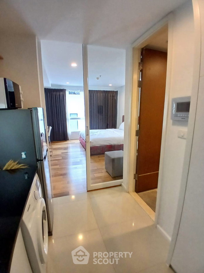 picture 1-BR Condo At 15 Sukhumvit Residences, 300m to BTS Nana (ID 1446918) - 11/15