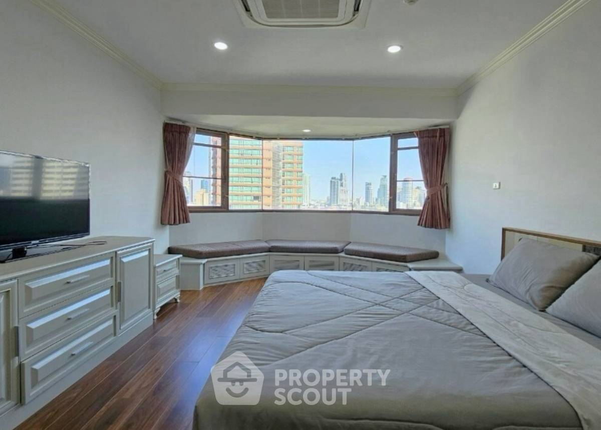 picture 2-BR 135 Sqm At Baan Suanpetch Condo Near BTS Phrom Phong (200m) (ID 3054581) - 3/5