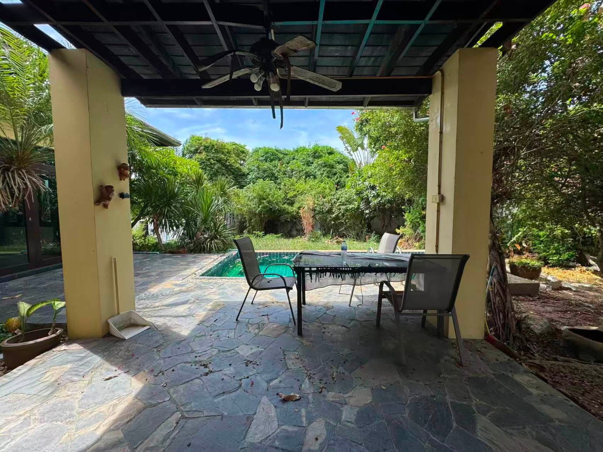 picture Spacious Pool VIlla in Bang Saray in a safe and secure house development 3beds 2baths with private pool - 4/15