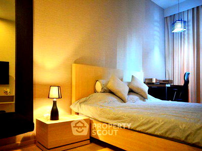 Condos for sale : 1-BR 52 Sqm Condo For Sale, Noble Refine Prompong – 200m to BTS Phrom Phong (ID 3054757)