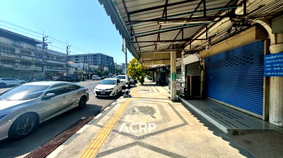 Shophouses for sale Hua Hin Prachaubkirikhan : Shophouse for Sale in the Heart of Hua Hin Ref no. 00160659