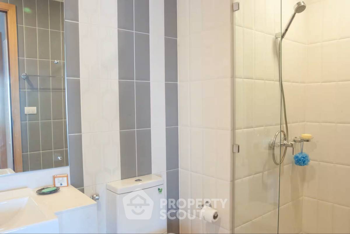 picture 22nd-Floor 1-BR 44 Sqm Condo At Circle Condominium, MRT Phetchaburi (ID 3054219) - 14/22