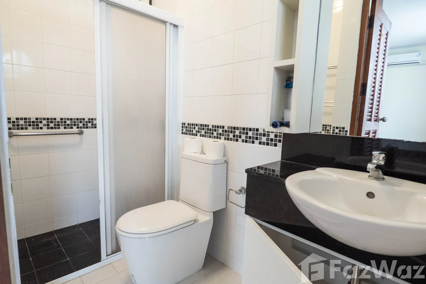 รูป ทาวน์เฮ้าส์ให้เช่า 5 ห้องนอน ในโครงการ เอกมัย วิลล่า 5618550 - รูปที่ 12/23