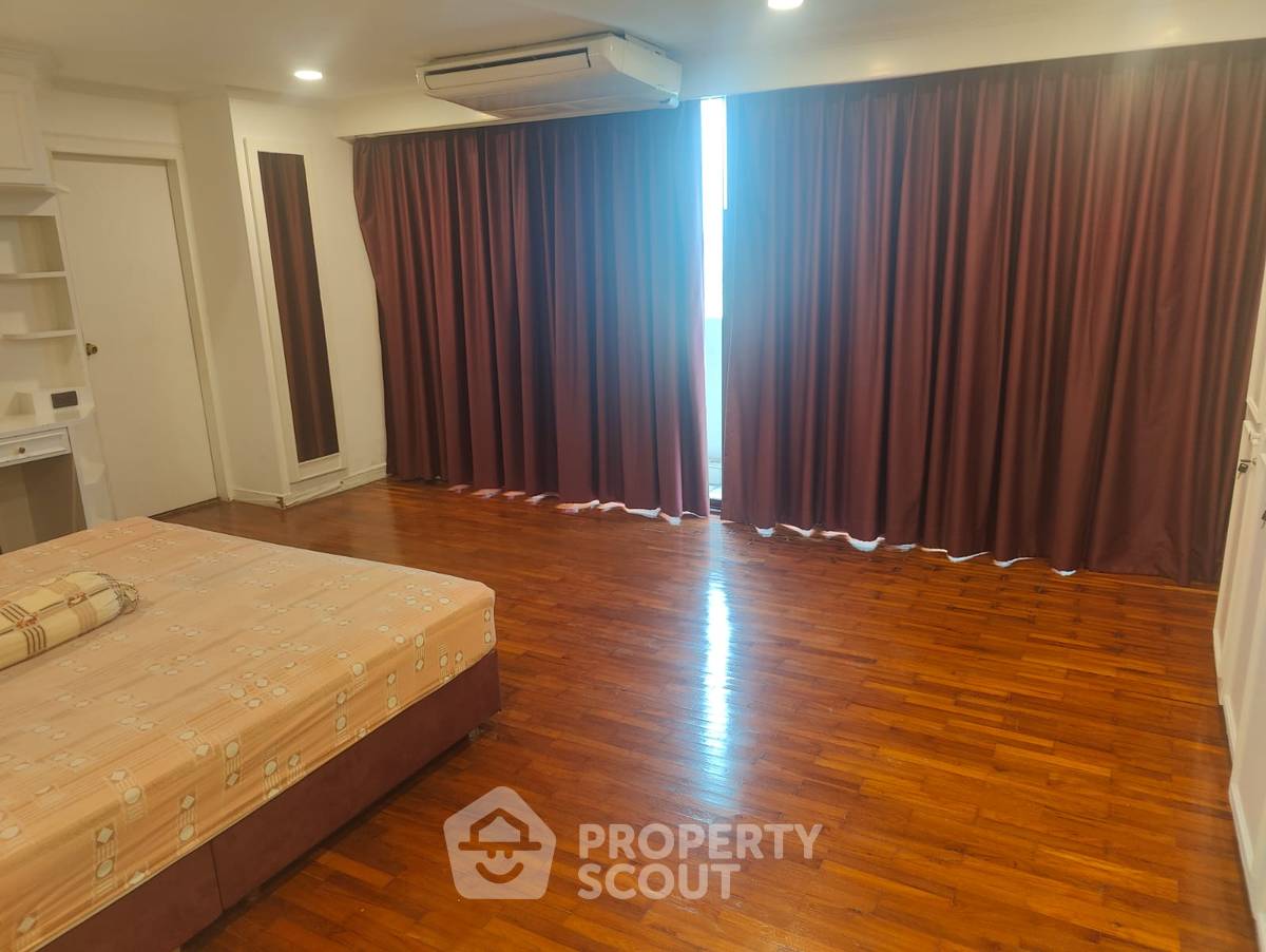 picture 3-BR 188 Sqm High-Floor At Empire House Condo,  BTS Ekkamai (ID 513656) - 5/15