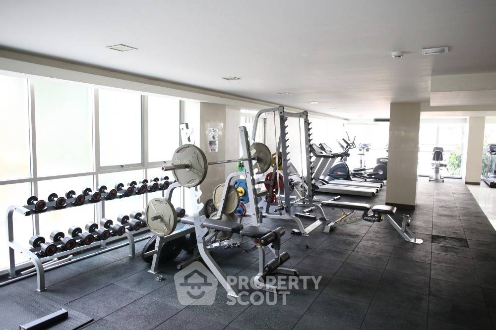 picture 1-BR Condo For Rent At B.R. Condo, 8th Floor, Khlong Chan (ID 380272) - 7/22