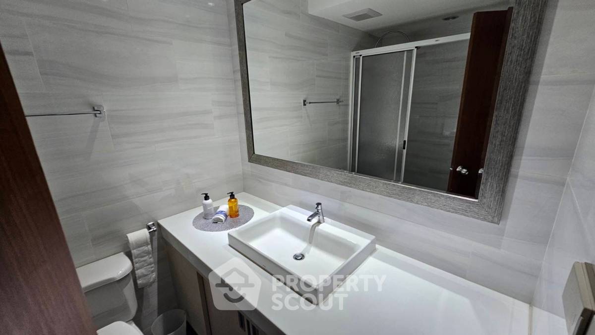 รูป คอนโด 2 ห้องนอน ชั้นสูง 136 ตร.ม. บ้านสวนเพชร ใกล้ BTS พร้อมพงษ์ 200 ม. (ID 1177613) - รูปที่ 23/28