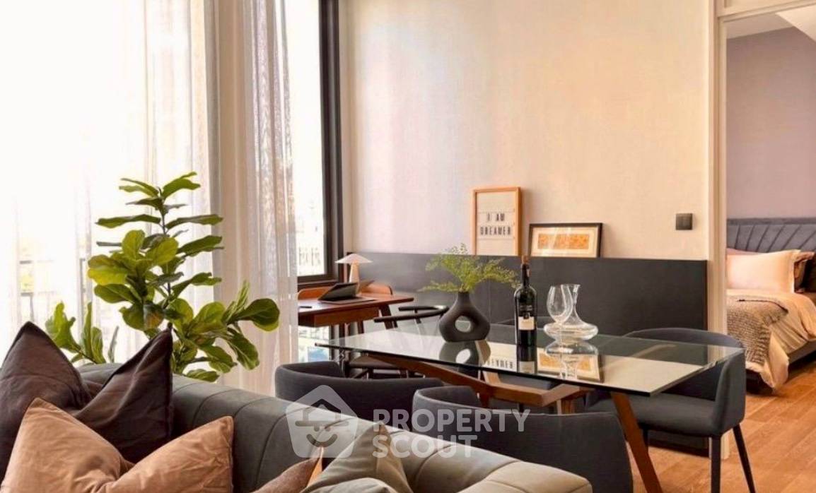 picture 1-BR 58 Sqm Condo At Muniq Langsuan, 10th Floor Near BTS Ratchadamri (ID 3054382) - 3/4