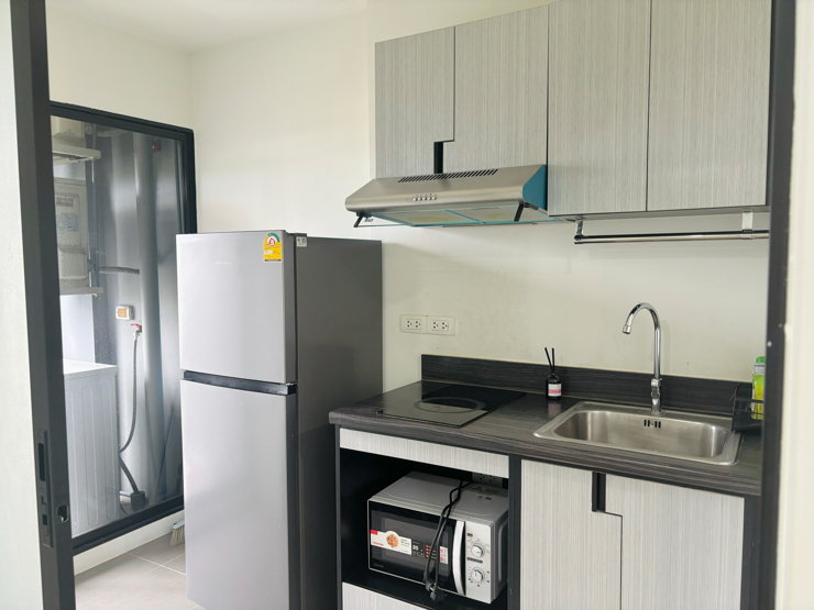 รูป ห้องเช่าRise Rama9: 1 ห้องนอน | 1 ห้องนั่งเล่น | 1 ห้องครัว | 1 ห้องน้ำ | ระเบียง - รูปที่ 8/15