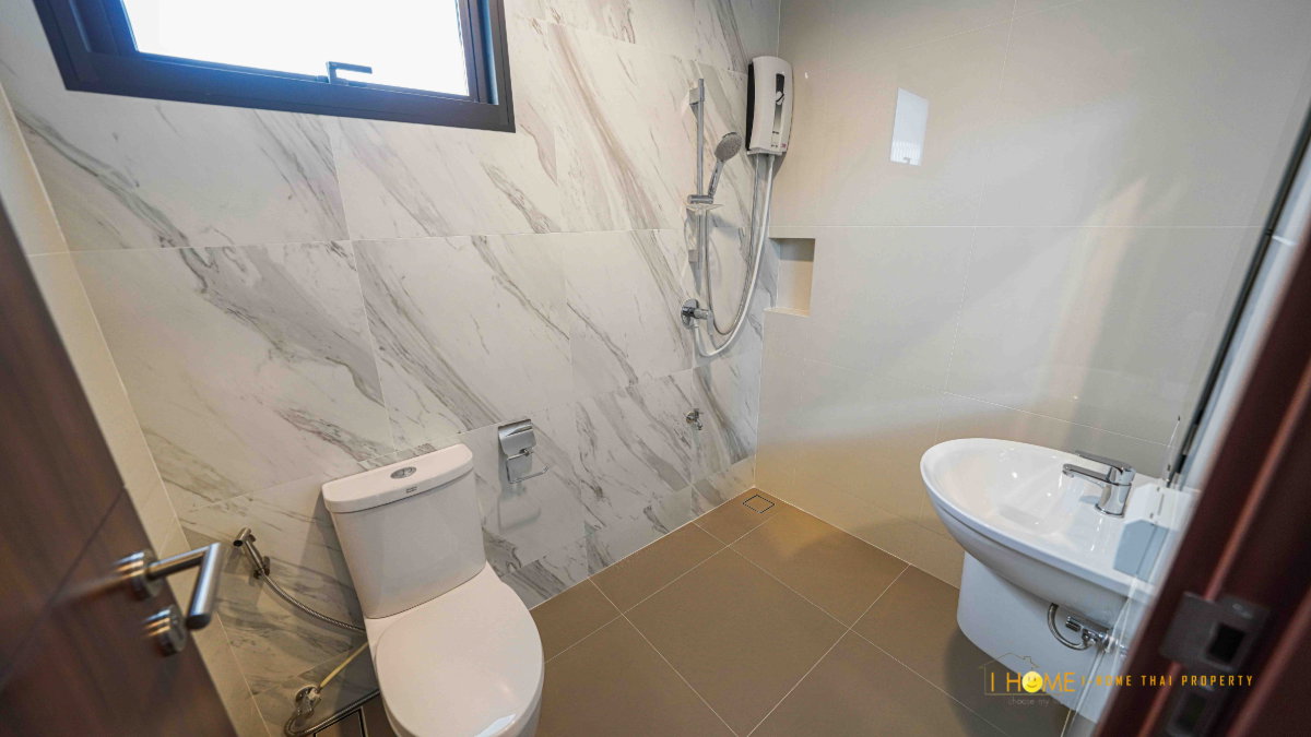 picture Pool Villa for Rent in Chiang Mai | 4 Bedrooms with Private Swimming Pool - 17/39