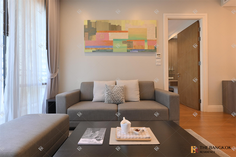 Bright 24 New Experience with a Condo in Prime Location