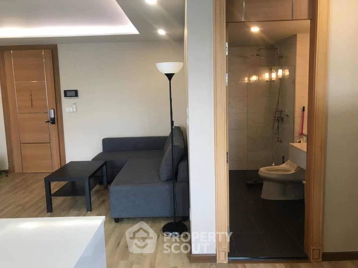 picture 3-BR Condo At D’Rouvre Condominium, 200m To BTS Ari (ID 671174) - 3/7