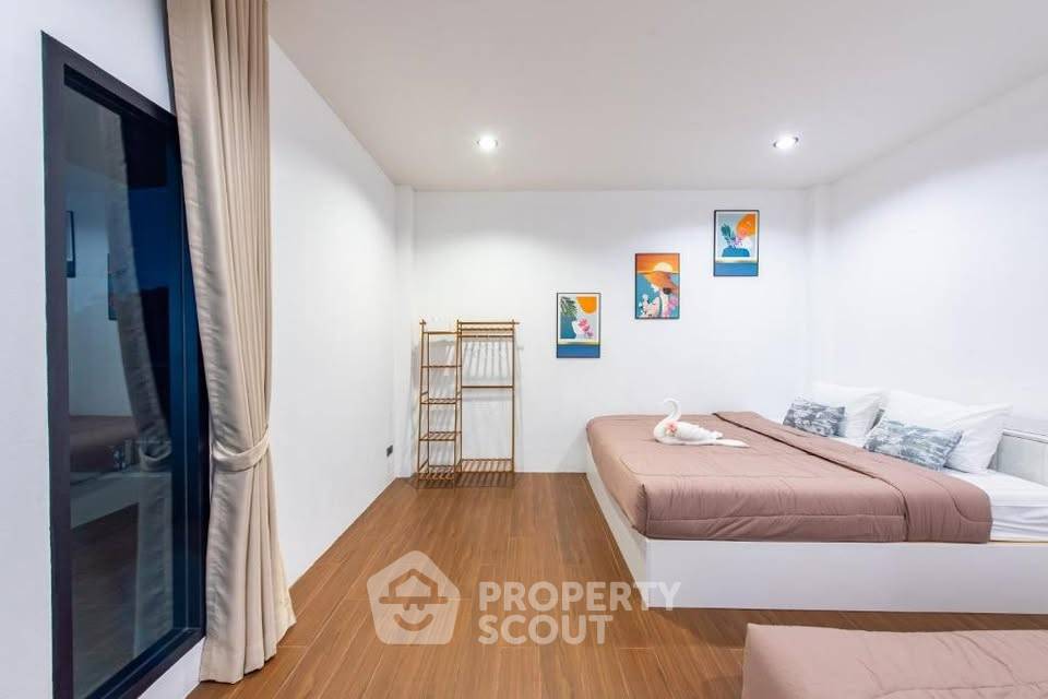 รูป วิลล่า 4 ห้องนอนให้เช่า ใน นาเกลือ พัทยา (296 ตร.ม.) (ID 3057367) - รูปที่ 4/15
