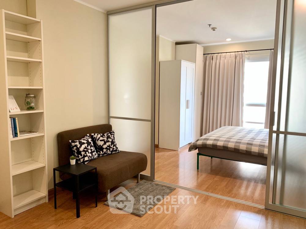 picture High-Floor 1-BR 32 Sqm Condo For Rent, U Delight @ Jatujak BTS Mo Chit (ID 385955) - 1/15