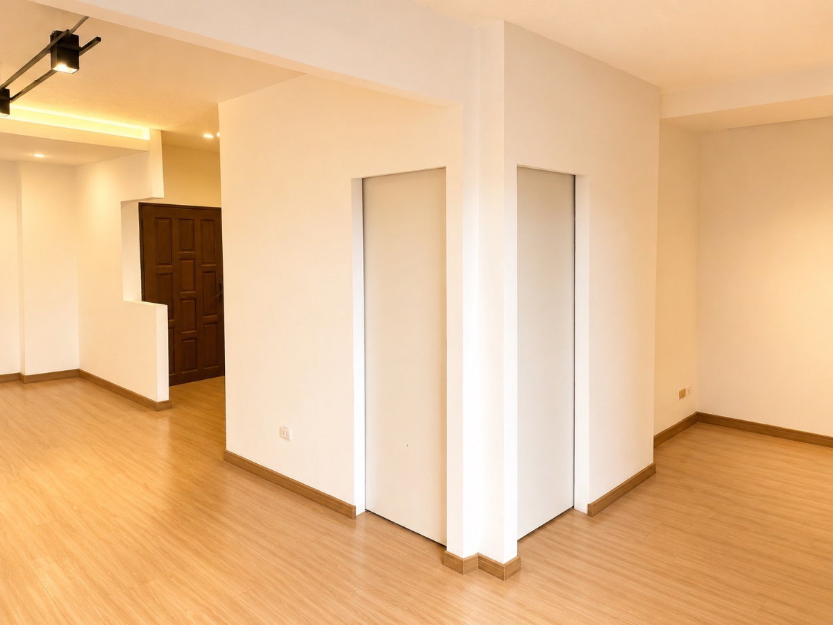 picture Rare 52 SQ.M. Unit | Convertible to 2 Bedrooms | High Floor | Open City View | Owner Direct - 4/10