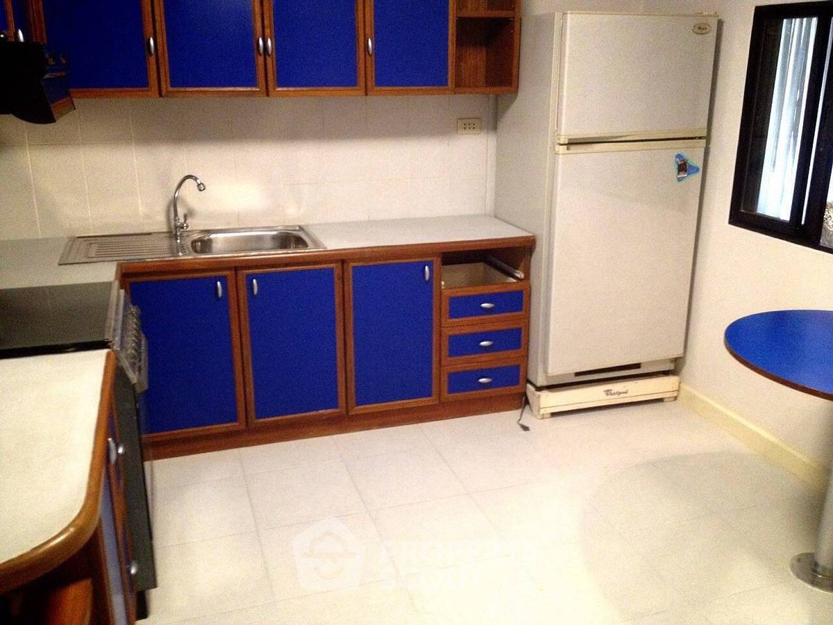 picture High-Floor 3-BR 144 Sqm At Richmond Palace, BTS Phrom Phong (ID 513684) - 2/6