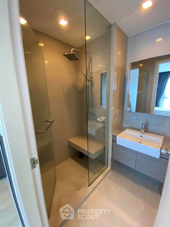 picture 1-BR Condo Quinn Condo Ratchada 17, 400m To MRT Sutthisan (ID 2066116) - 9/10