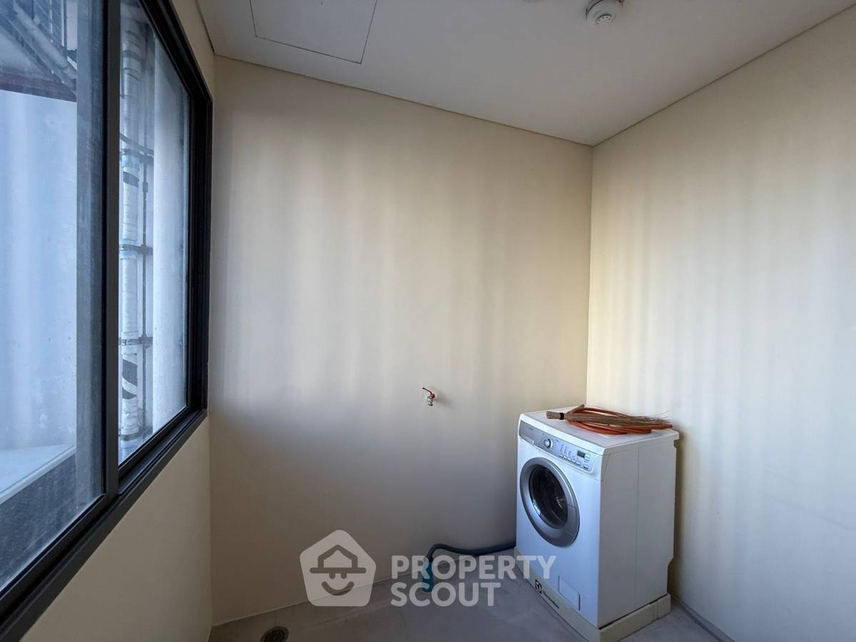 รูป คอนโด 2 ห้องนอน ขนาด 135 ตร.ม. โครงการ Domus Condominium ใกล้ BTS อโศก 300 ม. (ID 3057359) - รูปที่ 7/9